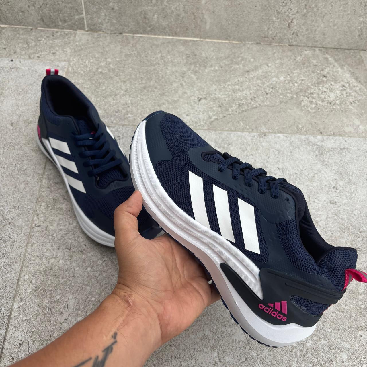 ADIDAS BOUNCE - 2