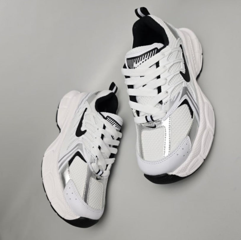 NIKE SKATE V2