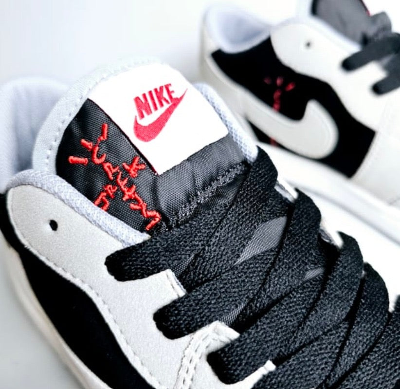 NIKE JORDAN 1 LOW