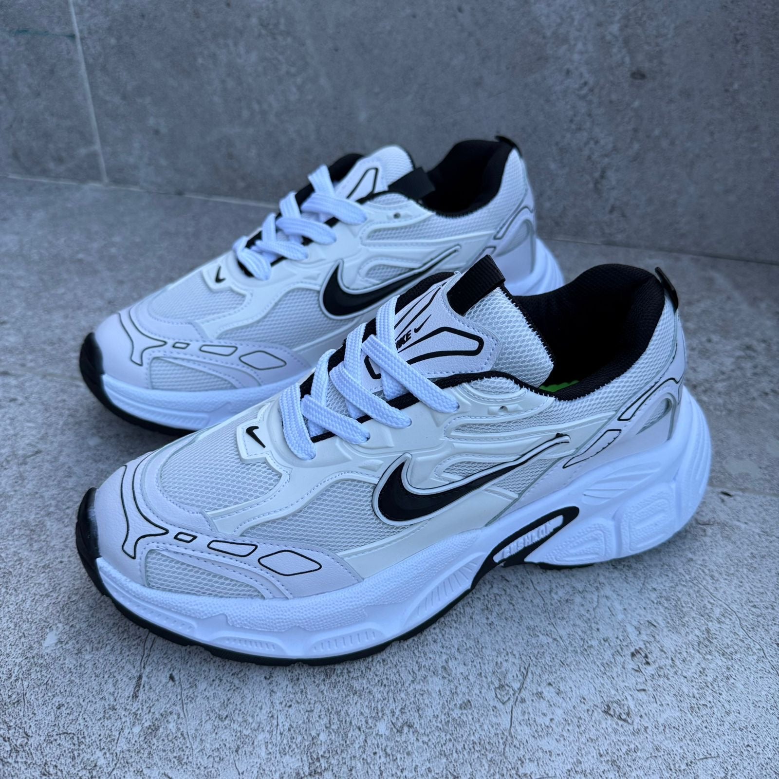 NIKE CUSHLON
