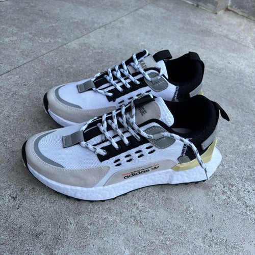 ADIDAS SIKAGE