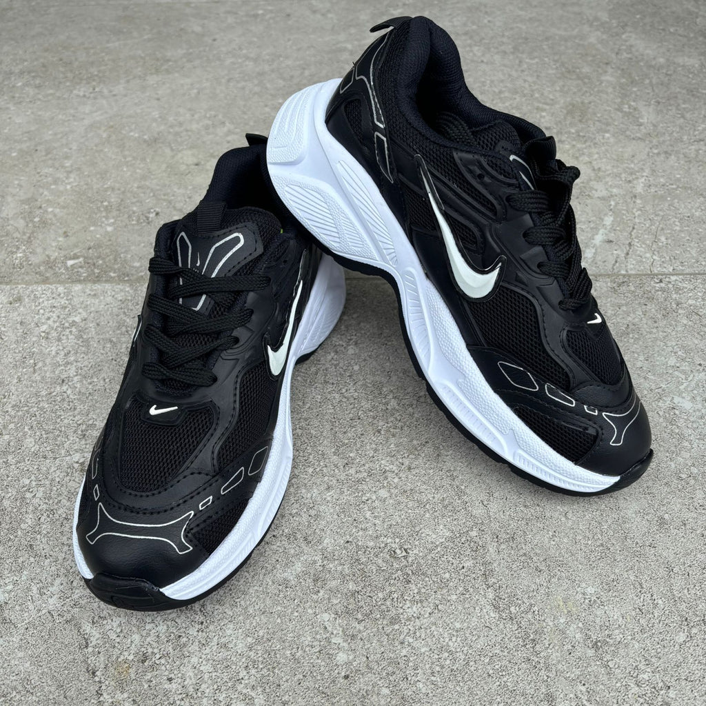 NIKE CUSHLON