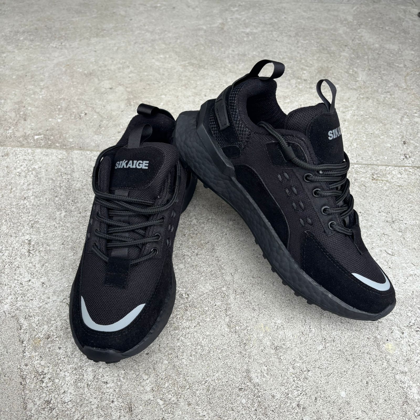 ADIDAS SIKAGE