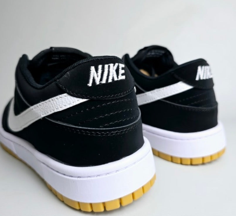 NIKE DUNK SB