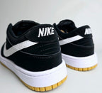 NIKE DUNK SB