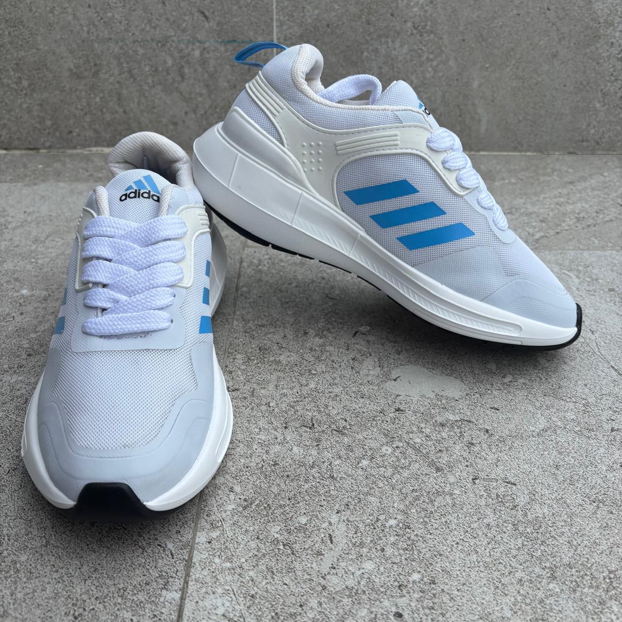 ADIDAS BOUNCE