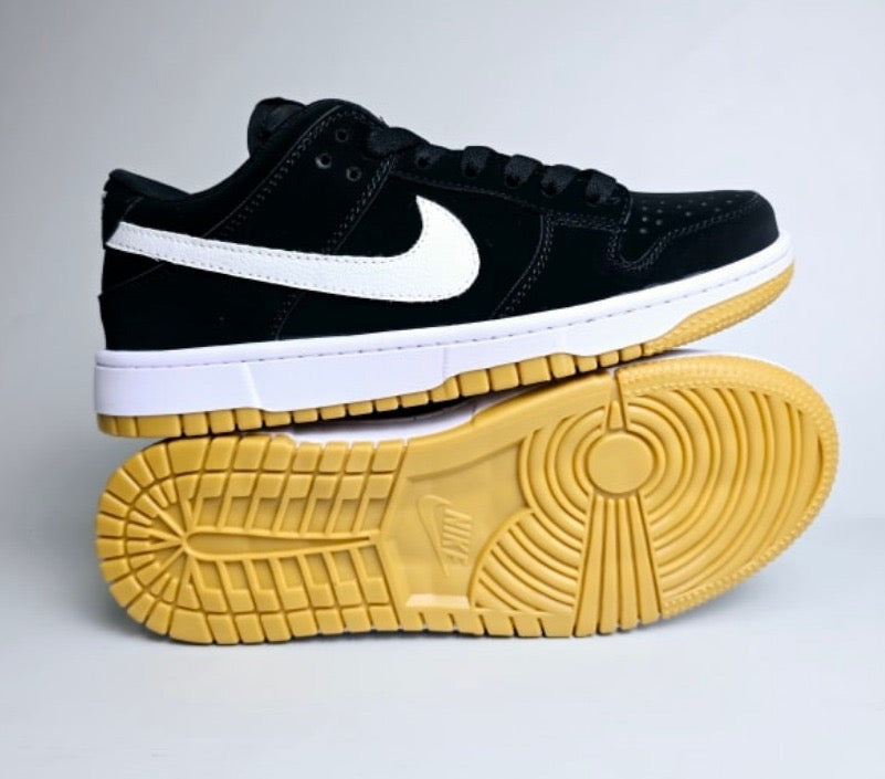 NIKE DUNK SB