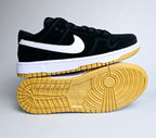 NIKE DUNK SB