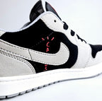 NIKE JORDAN 1 LOW
