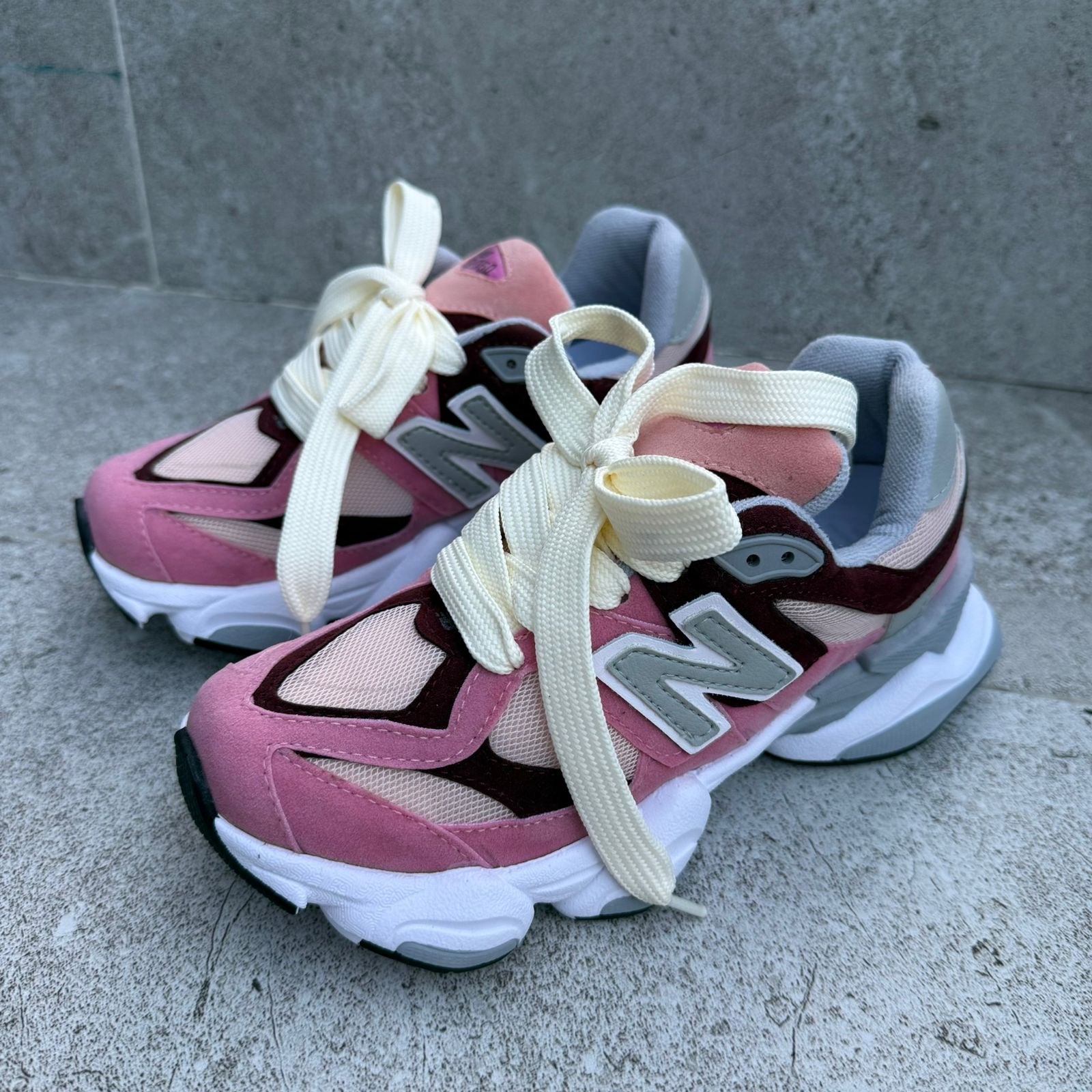 NEW BALANCE 9060