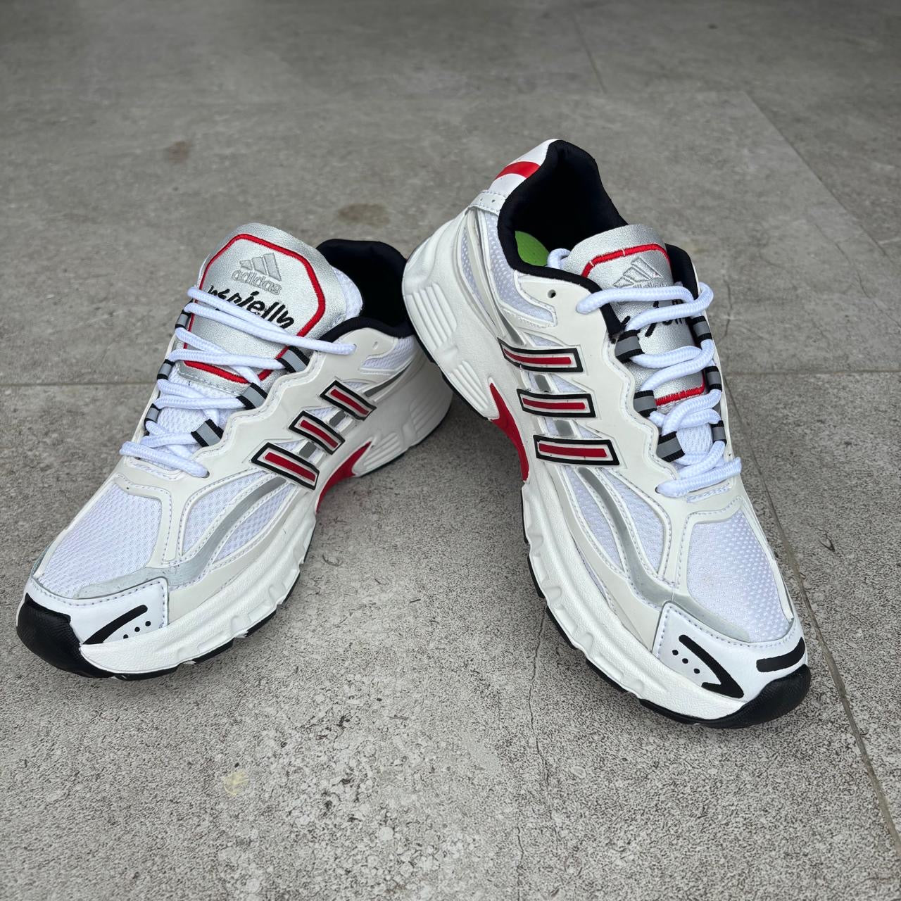 ADIDAS RESPONCE
