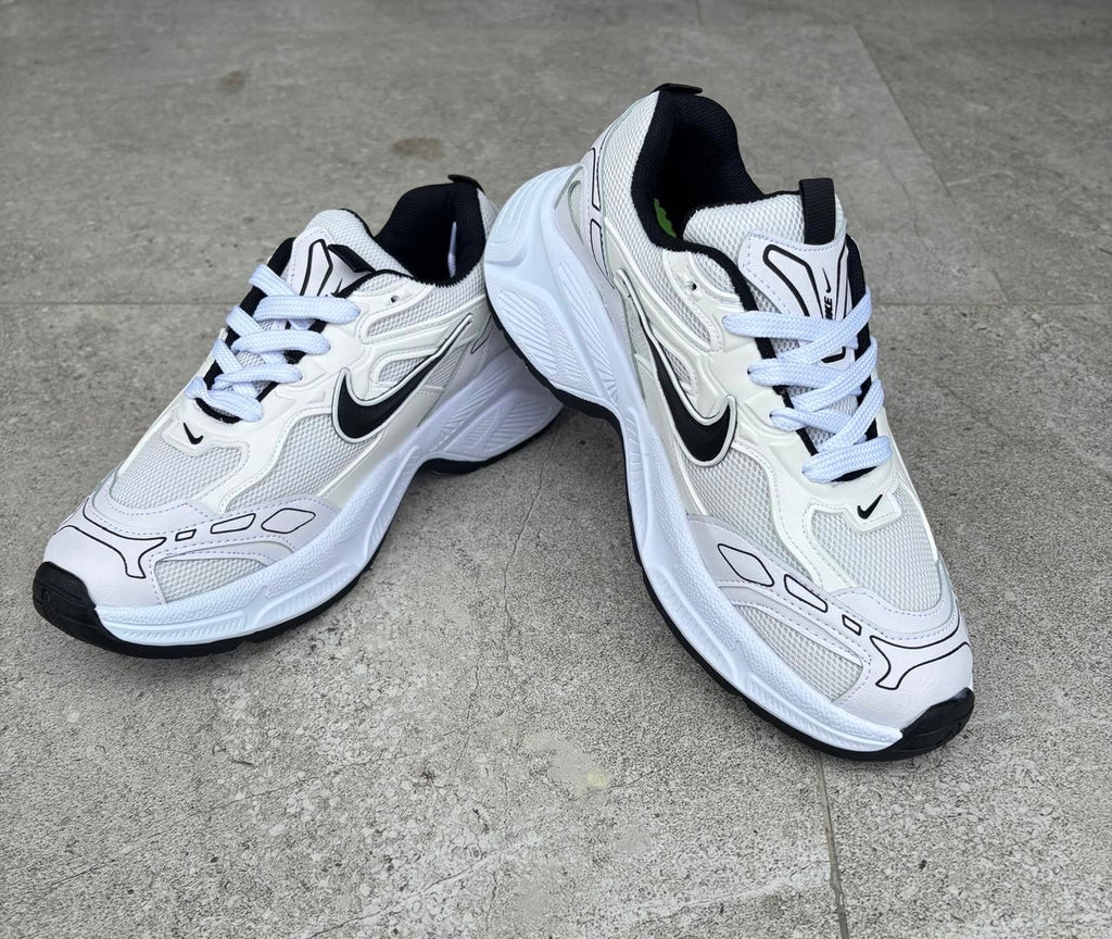 NIKE CUSHLON