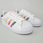 SUPERSTAR