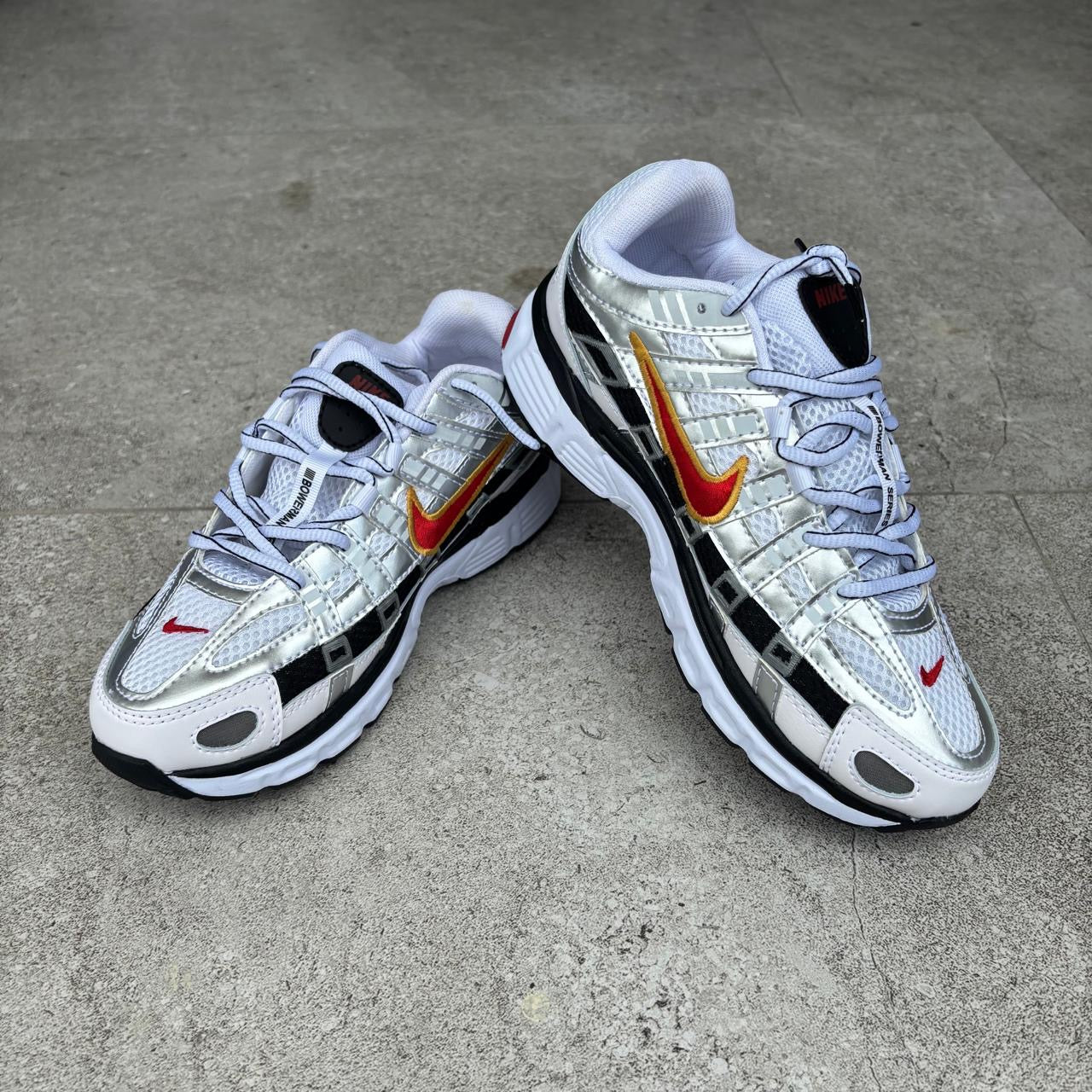 NIKE P-6000