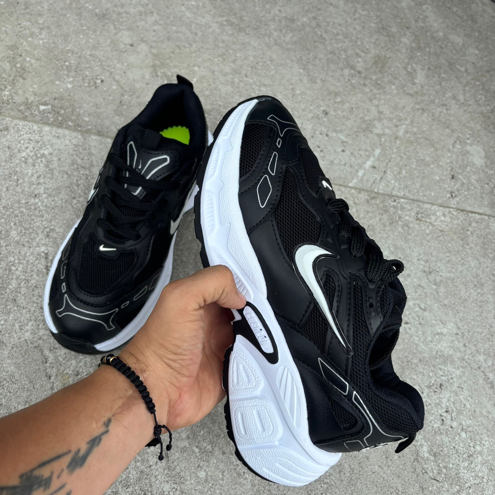 NIKE CUSHLON