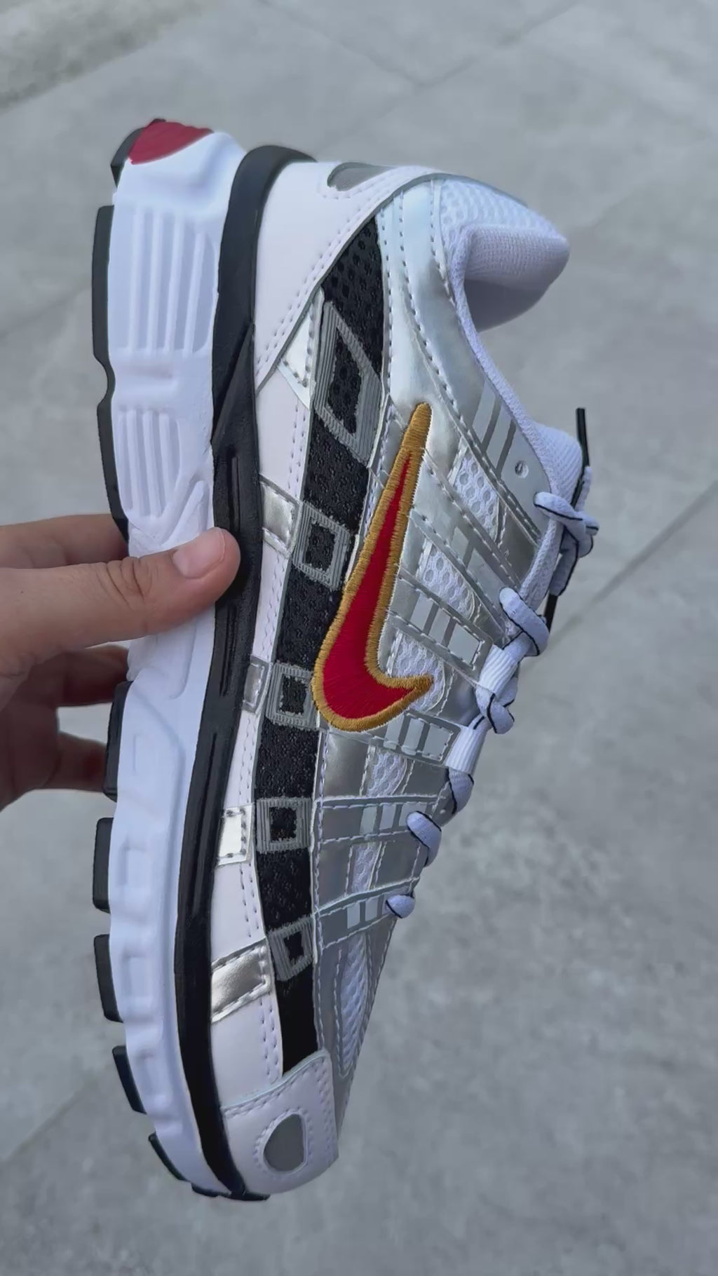 NIKE P-6000